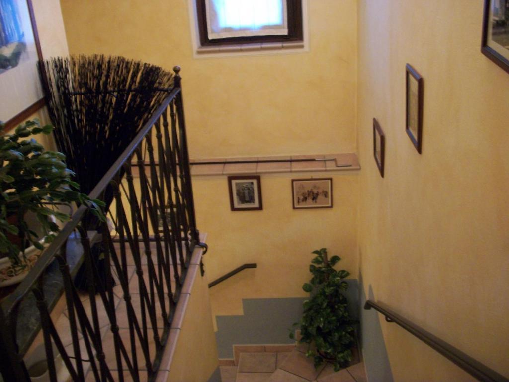 Cascina Ballarin Villa La Morra Habitación foto